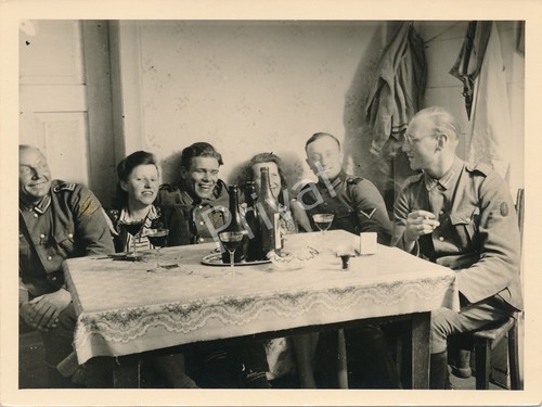 Foto wk2 wehrmacht soldaten - wehrmacht,